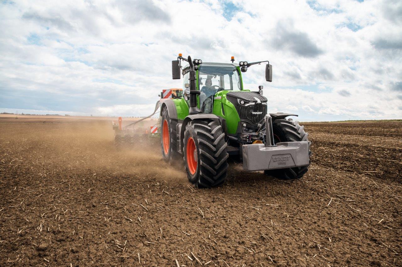 Fendt 700 Vario Alla Settima E Nuova Generazione Stupisce Ancora