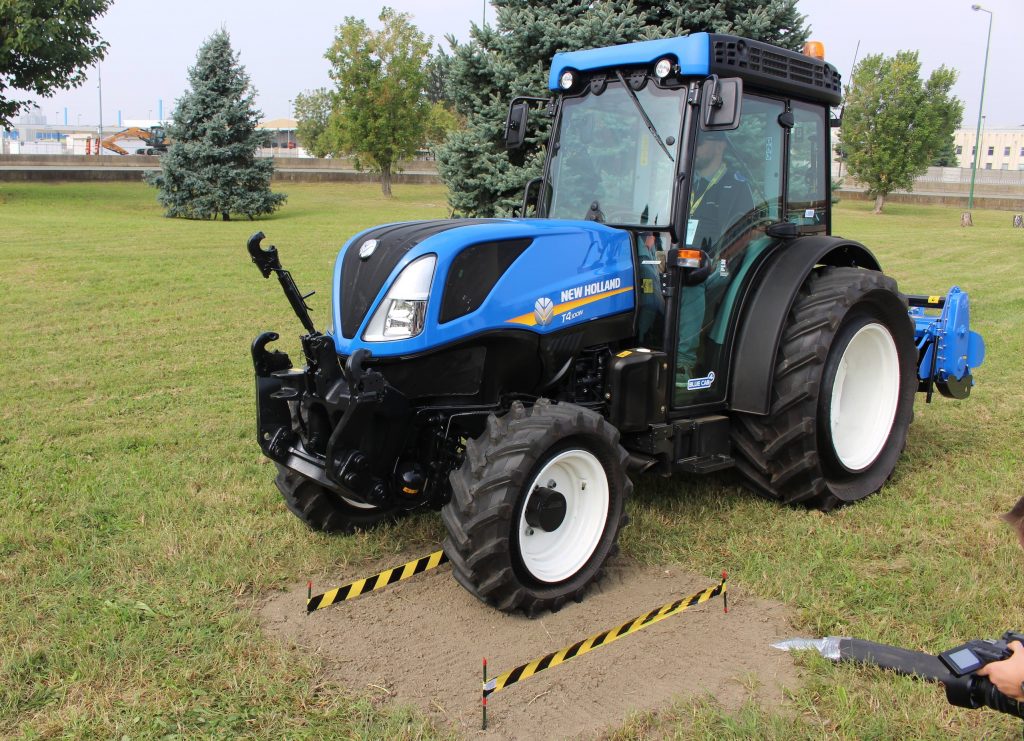 New Holland T4 La Combo Terraglide Più Pneutrac 